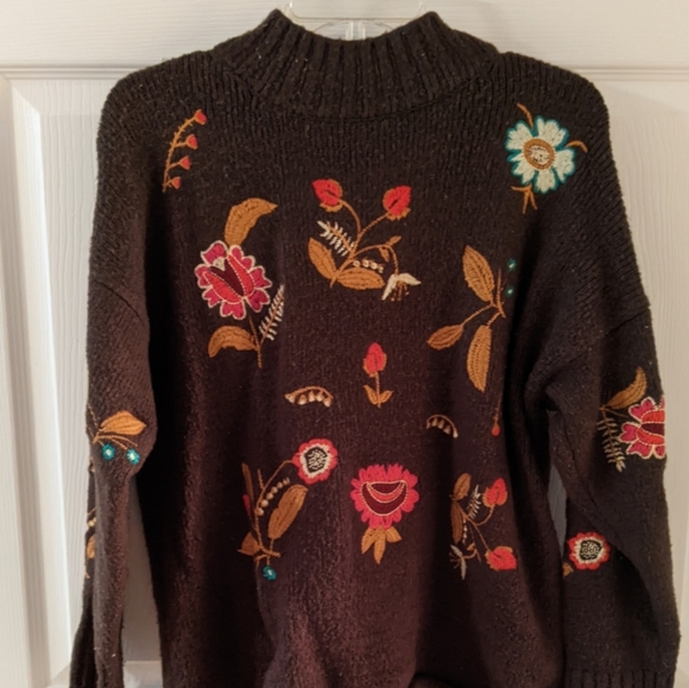 Embroidered Brown thick sweater